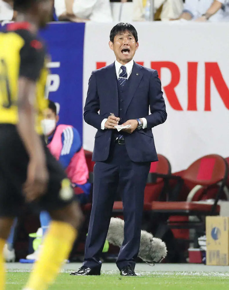 【画像・写真】森保監督　代表初得点の久保評価「献身的にプレーしていた。続けてほしい」