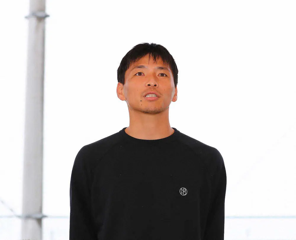 【画像・写真】乾貴士「息子から“サッカー辞めないで”と言われた」　黒髪＆背番号なしで再出発