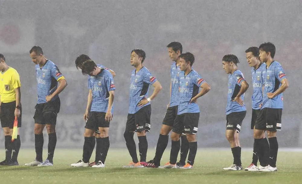【画像・写真】川崎F　東京Vに敗れ8大会ぶりの3回戦敗退　鬼木監督「悔しさしかない」