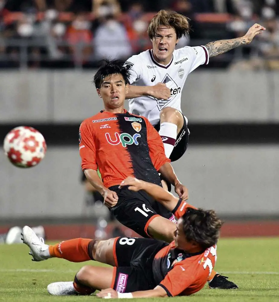 【画像・写真】神戸・酒井「途中出場の選手は空回りでもギラギラしたものを出して」　J2山口に逆転勝ちで胸張る