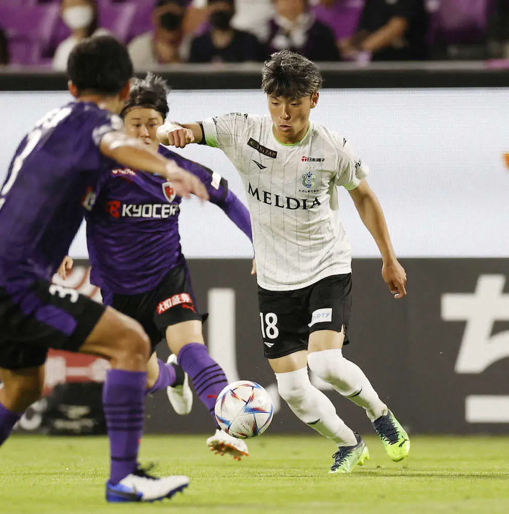 【画像・写真】劇的ゴールを決めた湘南・町野が心配したのは…ゴール裏の90歳のおばあちゃんだった