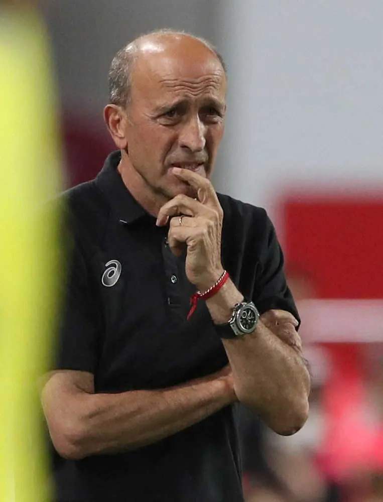 【画像・写真】解任発表　神戸・ロティーナ監督「上に行くお手伝いできなかった」　後任に吉田孝行氏