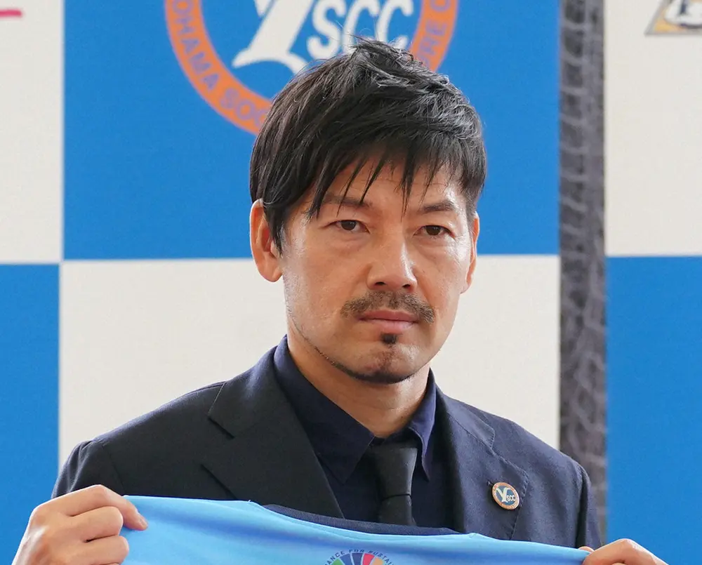 【画像・写真】J3YS横浜2勝目、ホーム初勝利　松井大輔が2発!!連敗5で止めた