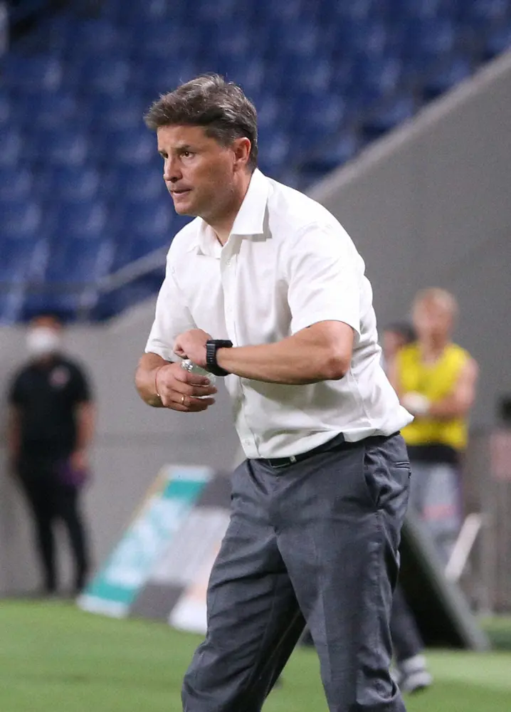 【画像・写真】浦和のロドリゲス監督が新助っ人のFWリンセンに期待　「チームスタイルに合致する選手だと思う」