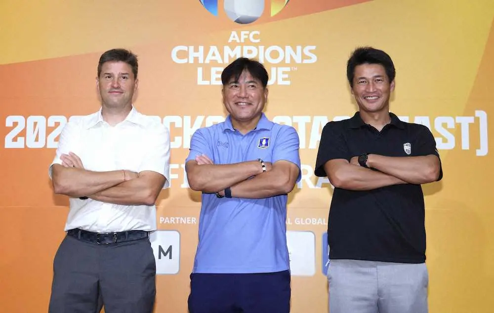 【画像・写真】ACL準々決勝で浦和はBGパトゥムと激突　ロドリゲス監督と手倉森監督が“駆け引き”する一幕も