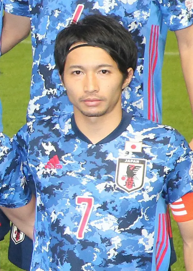 レガネス柴崎 開幕以来3戦ぶり先発も負傷交代 チームは今季初勝利 スポニチ Sponichi Annex サッカー