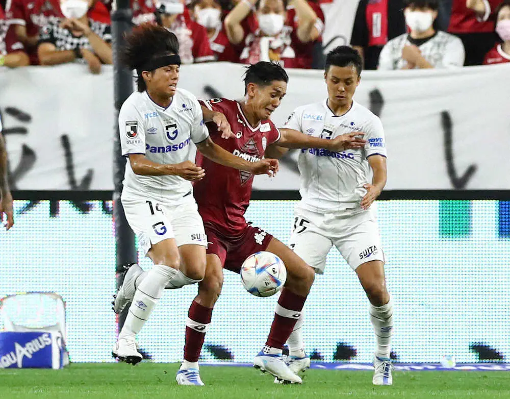 【画像・写真】PKを譲った神戸FW武藤の“半端ない”優しさ「大迫選手が蹴るべきだと考えた」