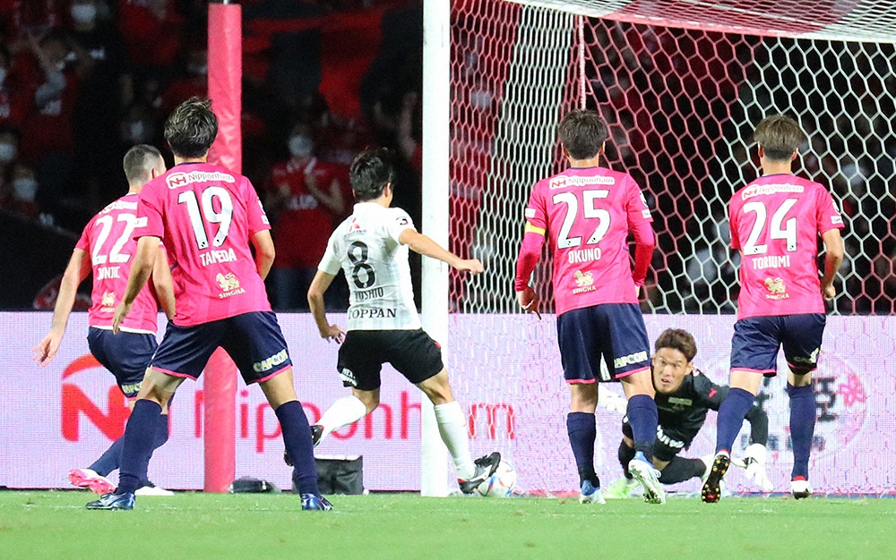 【画像・写真】上門の豪快ミドルで先制も、痛恨のアウェーゴール献上でドロー