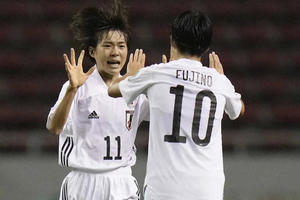 なでしこuーで活躍した藤野 10 と浜野 Ap スポニチ Sponichi Annex サッカー