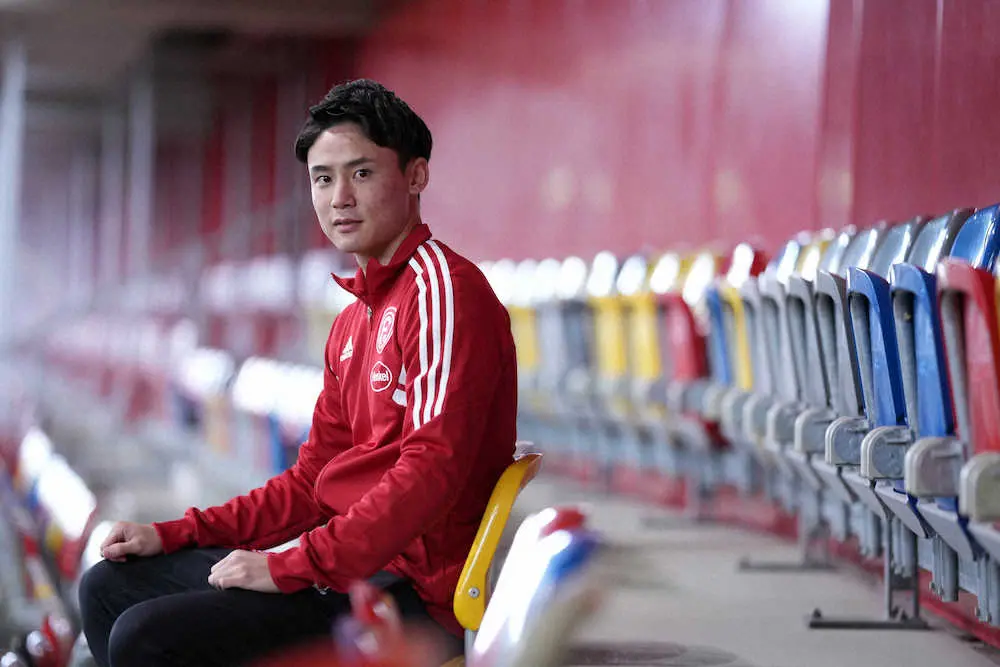 【画像・写真】リハビリを乗り越え飛躍を誓う内野貴史（撮影・小海途　良幹）