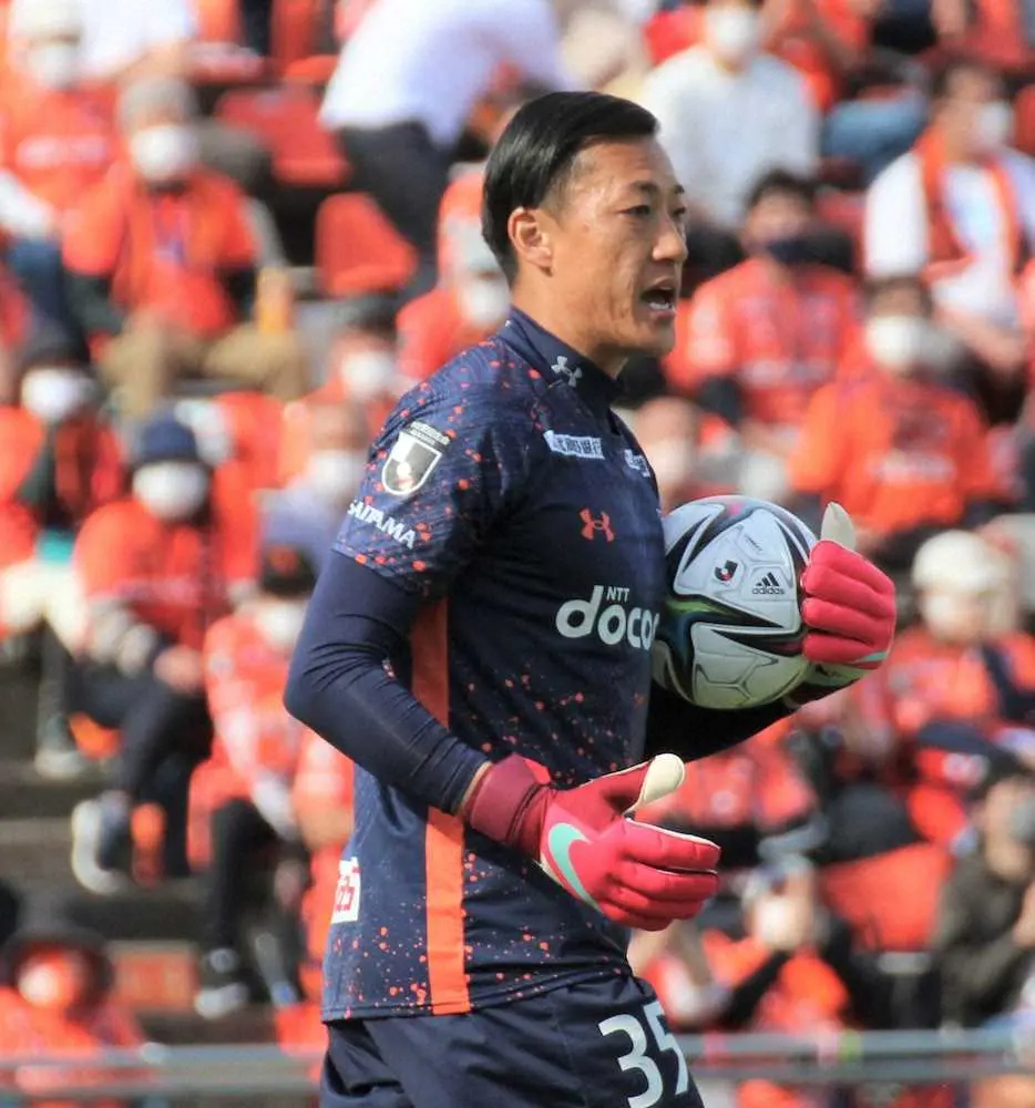 【画像・写真】大宮GK南雄太　元チームメート中村俊輔引退に「同じチームでプレー出来た事は自分にとって何よりの財産」