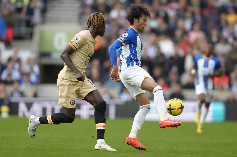 【画像・写真】ブライトン・三笘　右足首痛から復帰！5分でプレミア初アシスト　W杯へ状態は「もっと上がる」