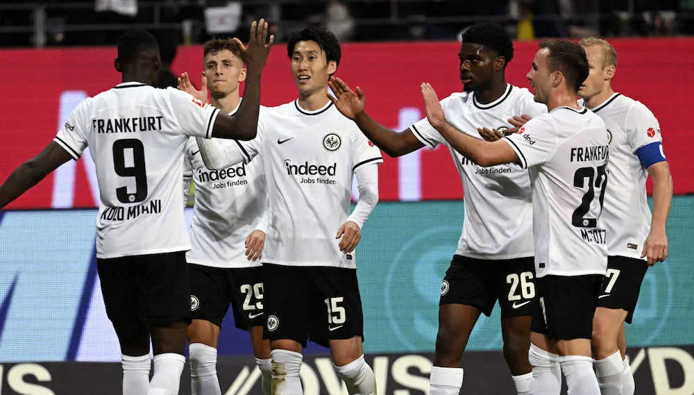【画像・写真】Eフランクフルト・鎌田　公式戦2戦連発！今季公式戦11点目　W杯メンバーは「入るのは当たり前」