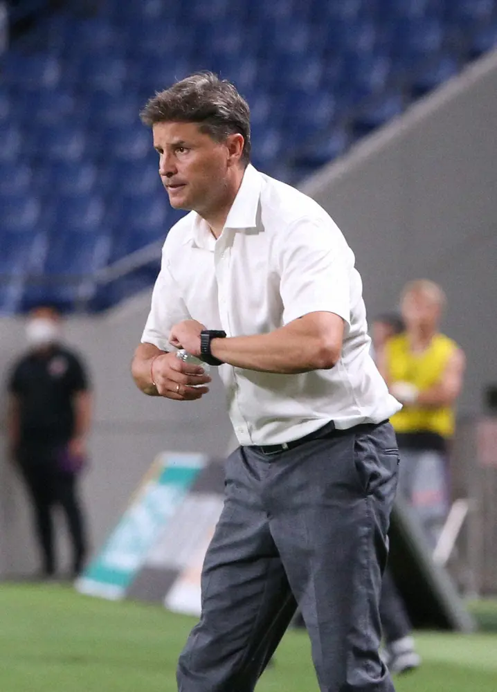 【画像・写真】浦和がロドリゲス監督の今季限りでの退任を発表　