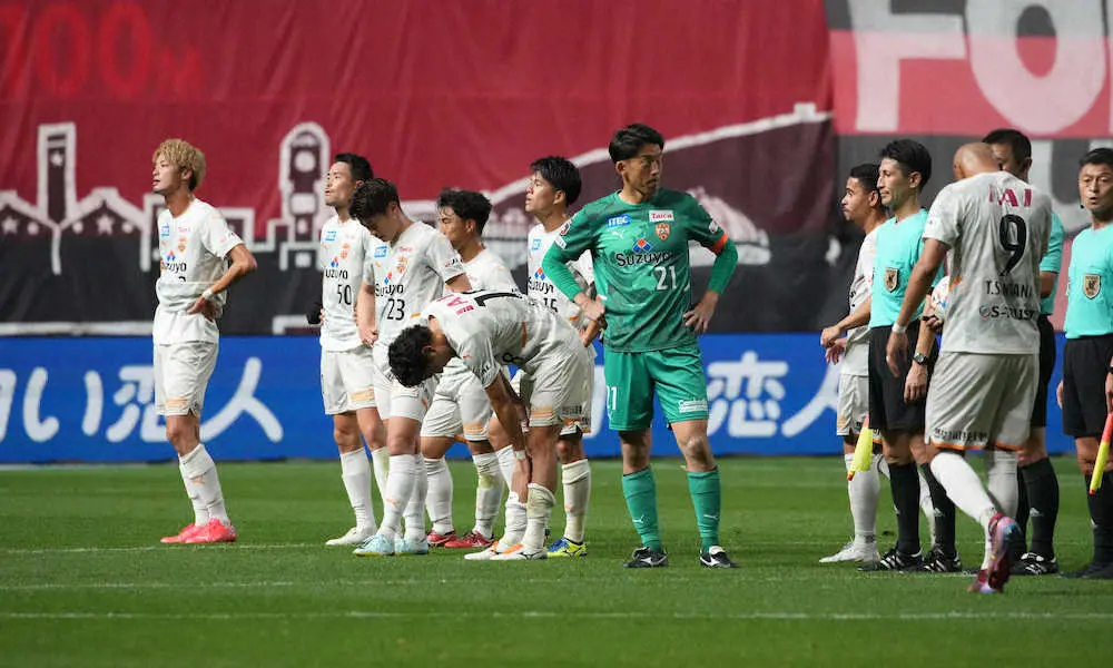 清水17位降格 静岡勢がj1から初めて消える 2度の勝ち越しも守備崩壊4失点 スポニチ Sponichi Annex サッカー