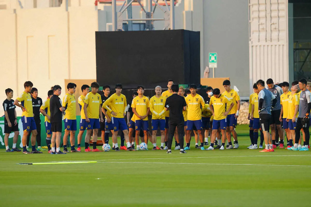 【画像・写真】“ポイチのカーテン”2日目はドイツの「ゲーゲンプレス」対策　突破へ2つのポイント確認