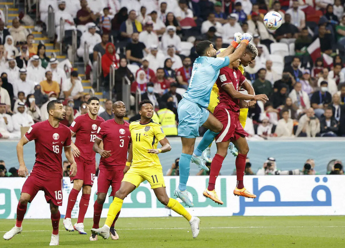 【画像・写真】W杯開幕戦最速弾が消えた…エクアドル・バレンシアのゴールが最新AI技術でオフサイド判定に