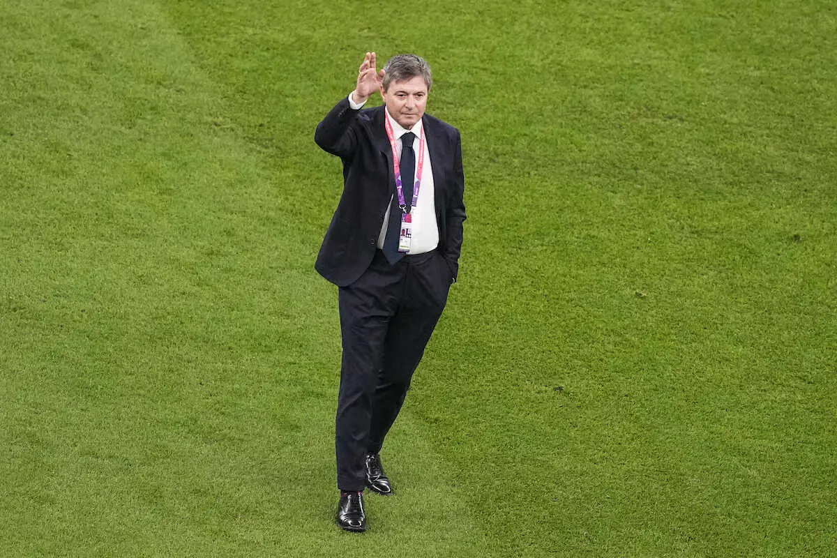 【画像・写真】セルビア・ピクシー監督、初陣飾れず　王国相手に0―2敗戦も「恥ではない」