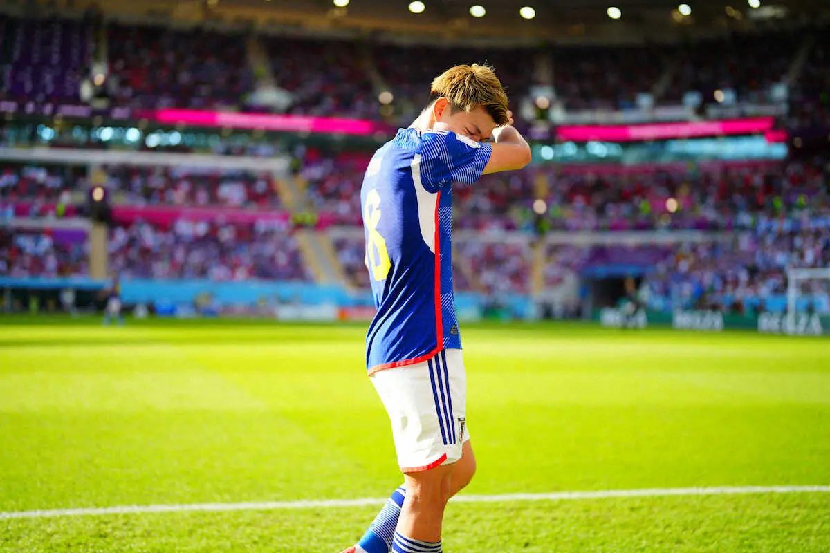 【画像・写真】堂安、右MFで先発出場もシュート1本　「なかなかサイドで起点をつくれなかった」