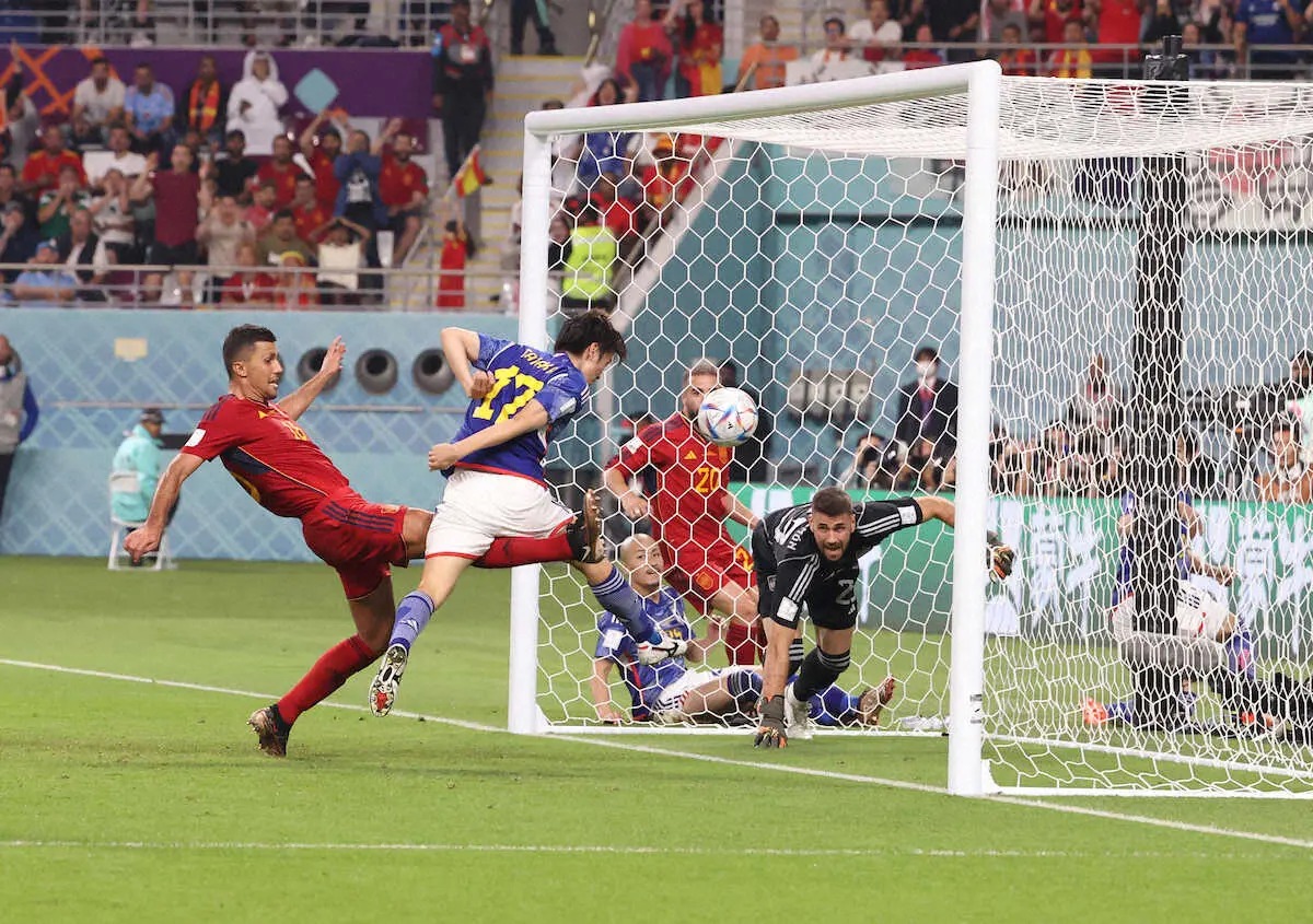 【画像・写真】日本が逆転　後半3分にMF堂安が同点弾　後半6分に田中碧が勝ち越しゴール