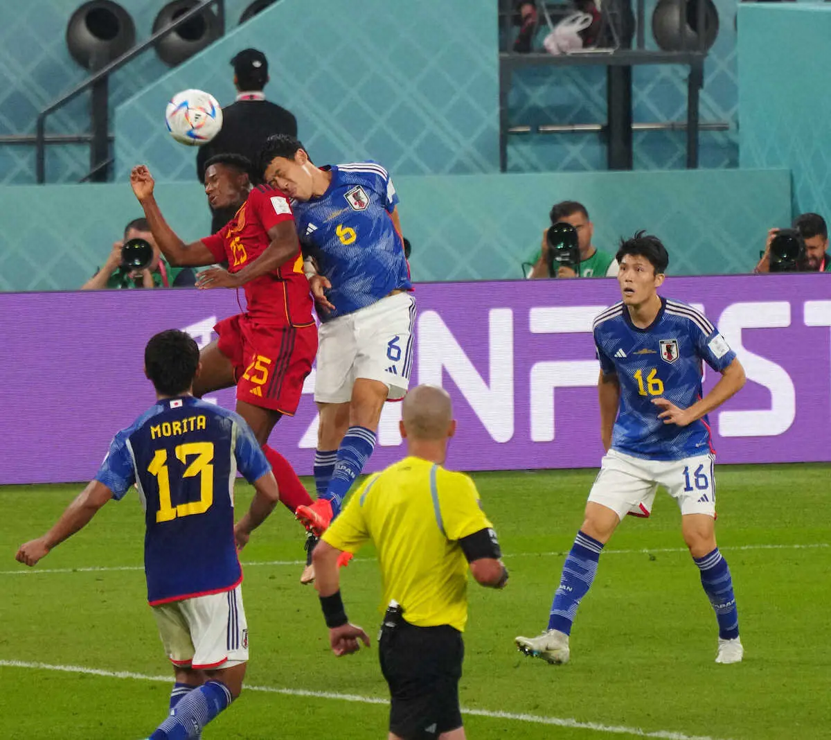 【画像・写真】遠藤&冨安　クロアチア戦モドリッチつぶし任せろ!　遠藤「どれだけやれるか期待して」