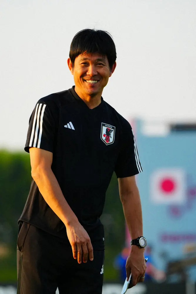 笑顔のサッカー日本代表・森保監督