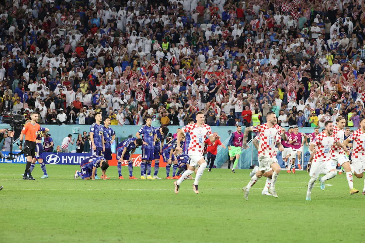 【画像・写真】日本またも“16強の壁”破れず…PK戦で3本失敗　三笘が浅野が涙、川島も号泣　南野は立ち上がれず…