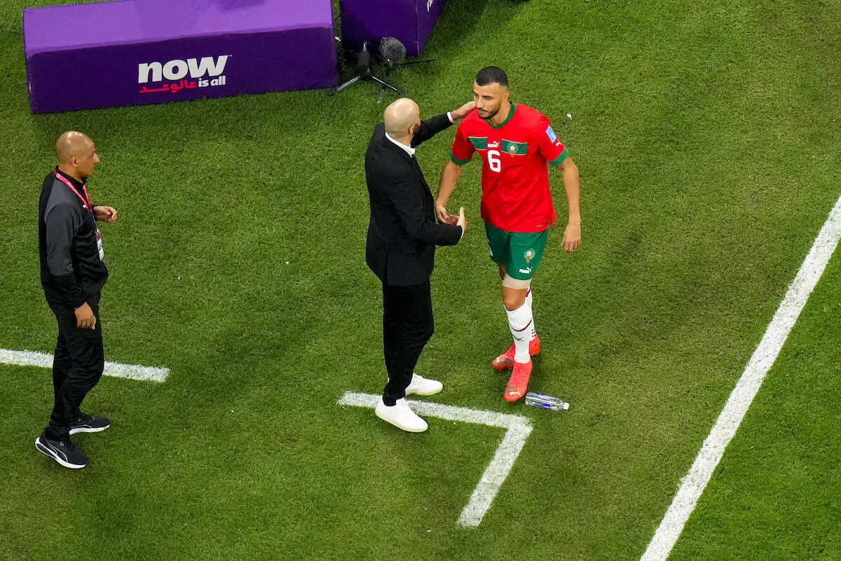 【画像・写真】＜フランス・モロッコ＞前半、先発出場するも途中交代となったモロッコ代表DFサイス（AP）