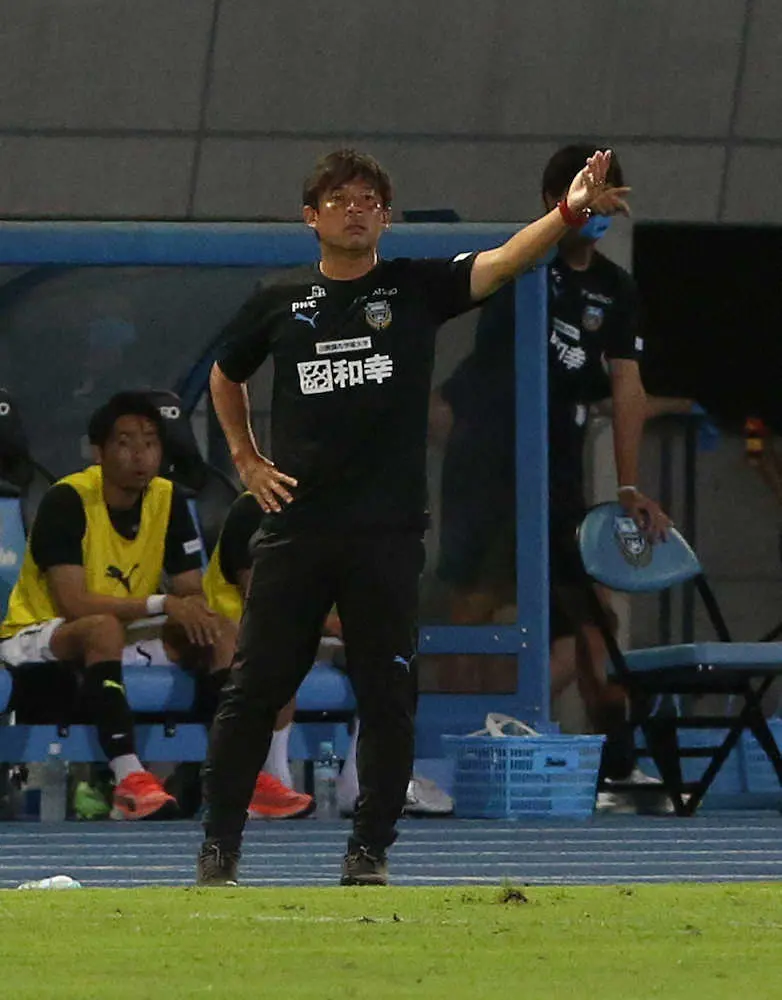 【画像・写真】川崎Fが鬼木監督の続投を発表　来季は7季目