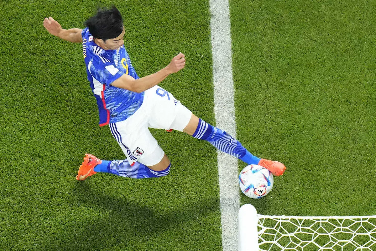 【画像・写真】＜W杯カタール大会＞日本対スペイン戦、“三笘の1ミリ”は世界中で話題を呼んだ（AP）