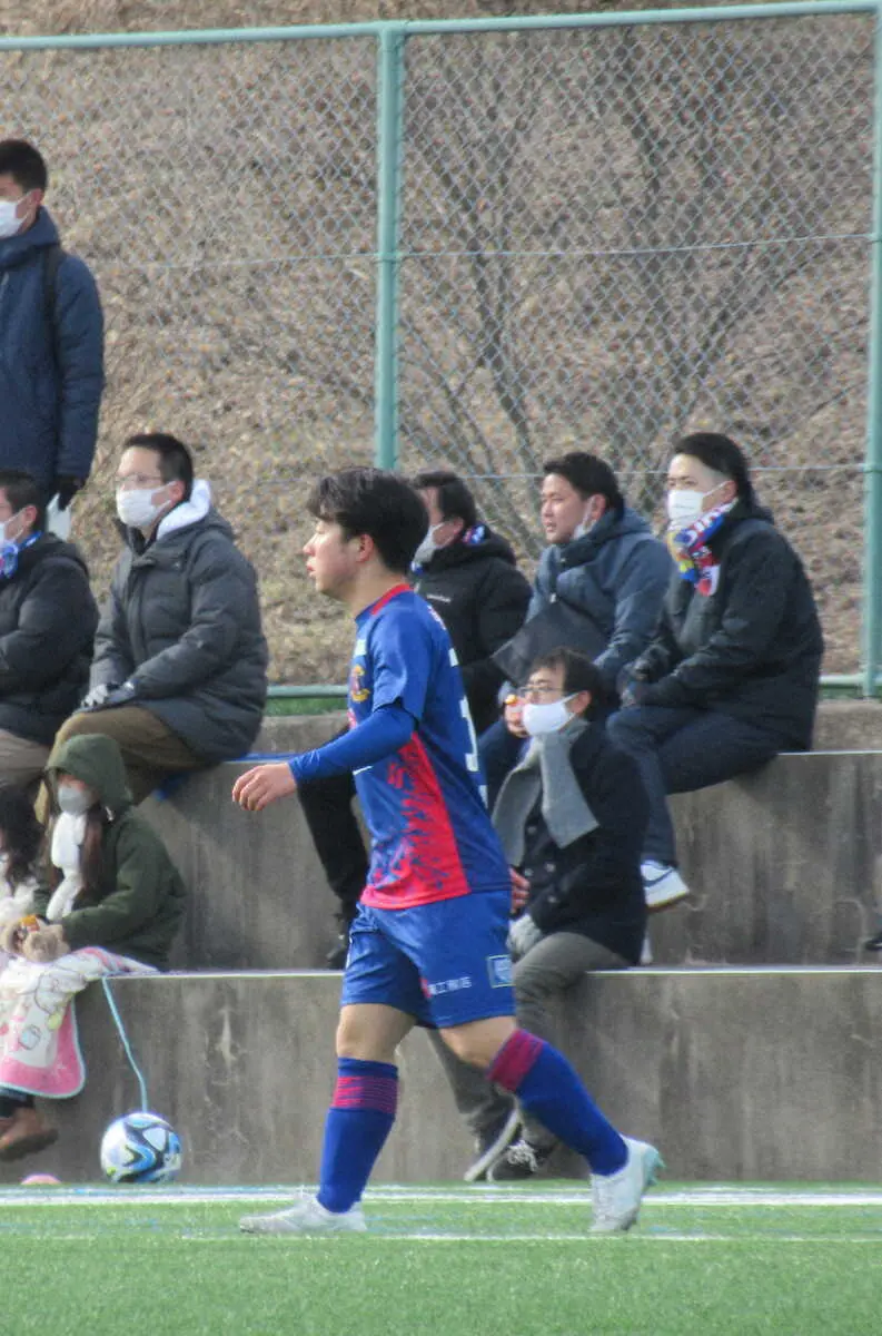 【画像・写真】G大阪から期限付き加入のJ3奈良MF高橋隆大　“プロデビュー”でアシスト未遂「ファウルじゃない…」