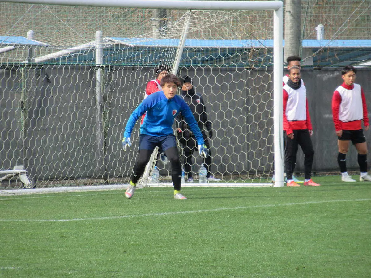 【画像・写真】京都GK若原智哉「自分のサッカー人生において大事なシーズン」正守護神奪回を誓う