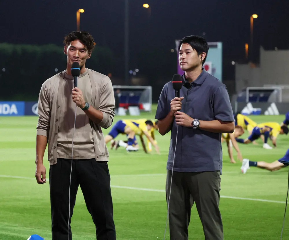 【画像・写真】昨年のW杯カタール大会でテレビ中継を担当した槙野智章氏（左）と内田篤人氏