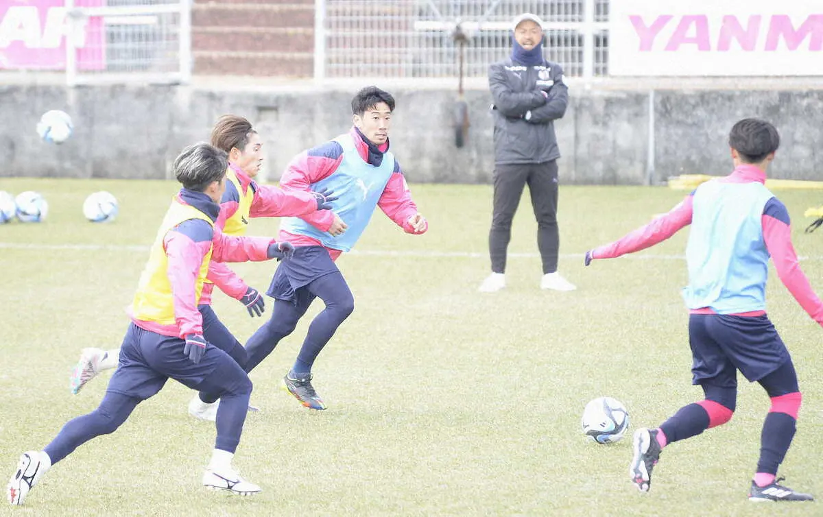 【画像・写真】C大阪・香川　18日開幕戦間に合う可能性も　小菊監督「100％とジャッジすれば起用」