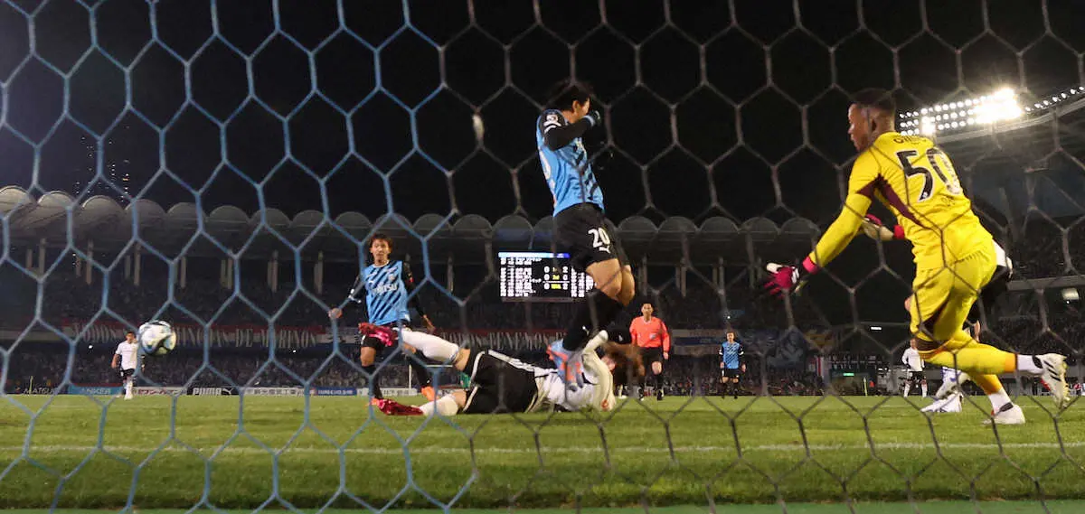 【画像・写真】川崎F　10年ぶりの開幕戦黒星　昨季王者にホームで借り返せず、鬼木監督「悔しい思い」