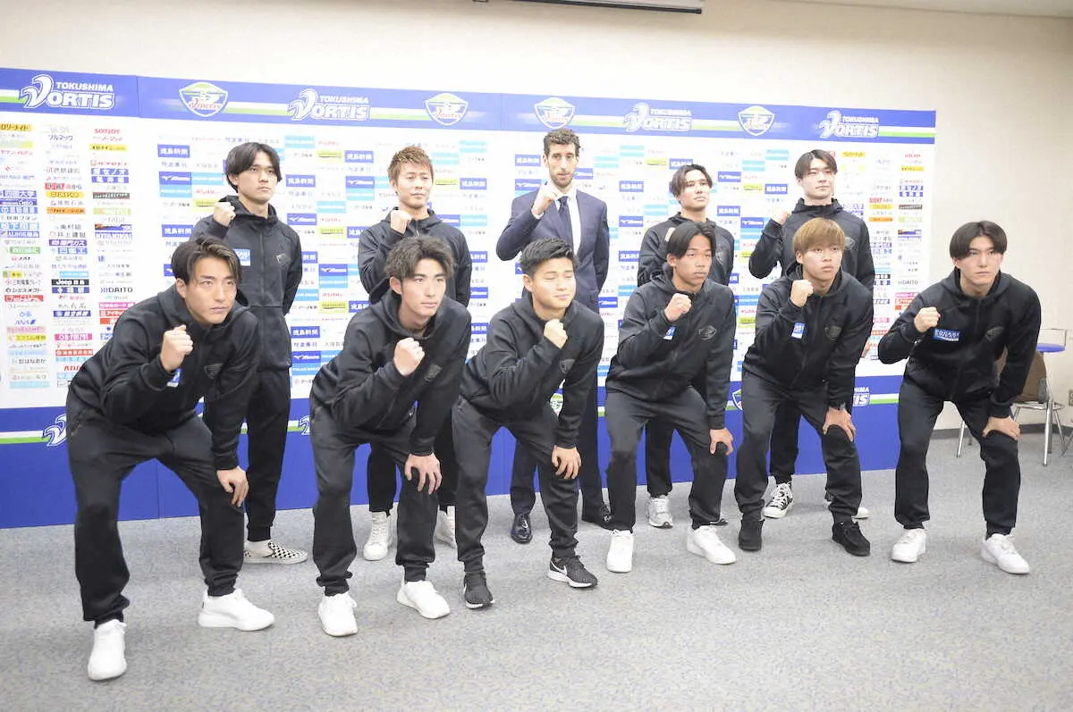 【画像・写真】J2今日開幕　徳島・柿谷は冷静「昇格する時まで常に高いモチベーションで」勝利にこだわる