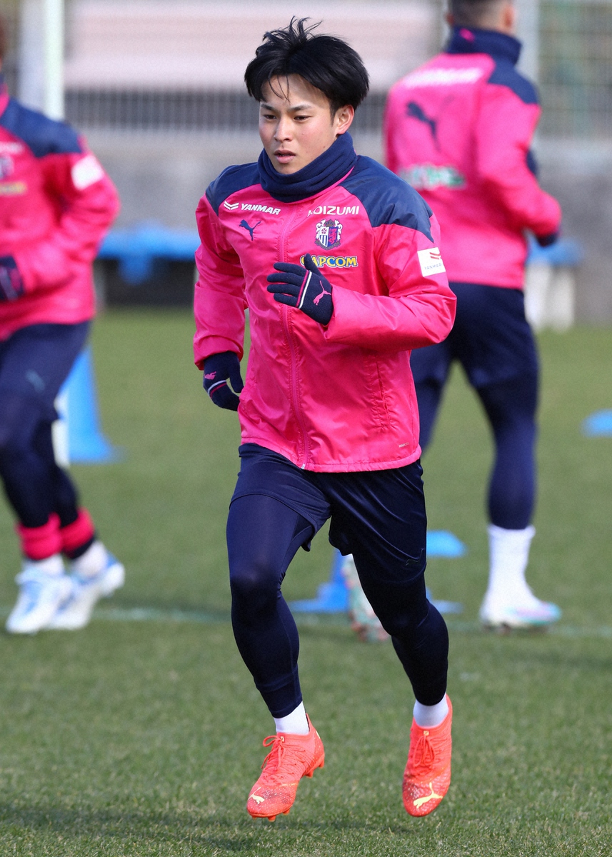 【画像・写真】セレッソ大阪の岡澤選手がブラジルで勝ち取った10番