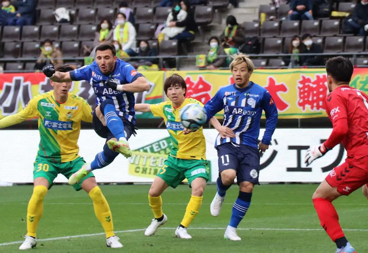 【画像・写真】J2山形が逆転でクラブ初開幕2連勝　頼れる助っ人コンビが連続アベック弾