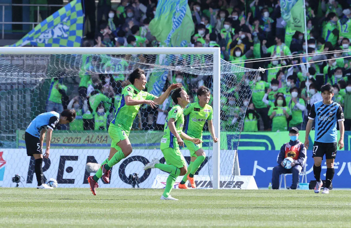 【画像・写真】湘南　18年以来の開幕3戦無敗も悔しいドロー　先制ゴールのMF平岡「勝ち試合を取りこぼした」