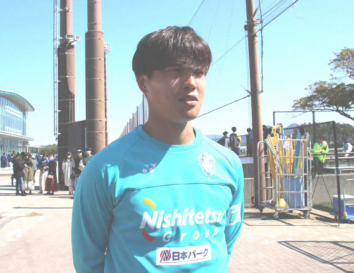 【画像・写真】J1福岡　20歳DF森山　8日ルヴァン杯初戦VS新潟　「得点や数字が残せるように頑張りたい」