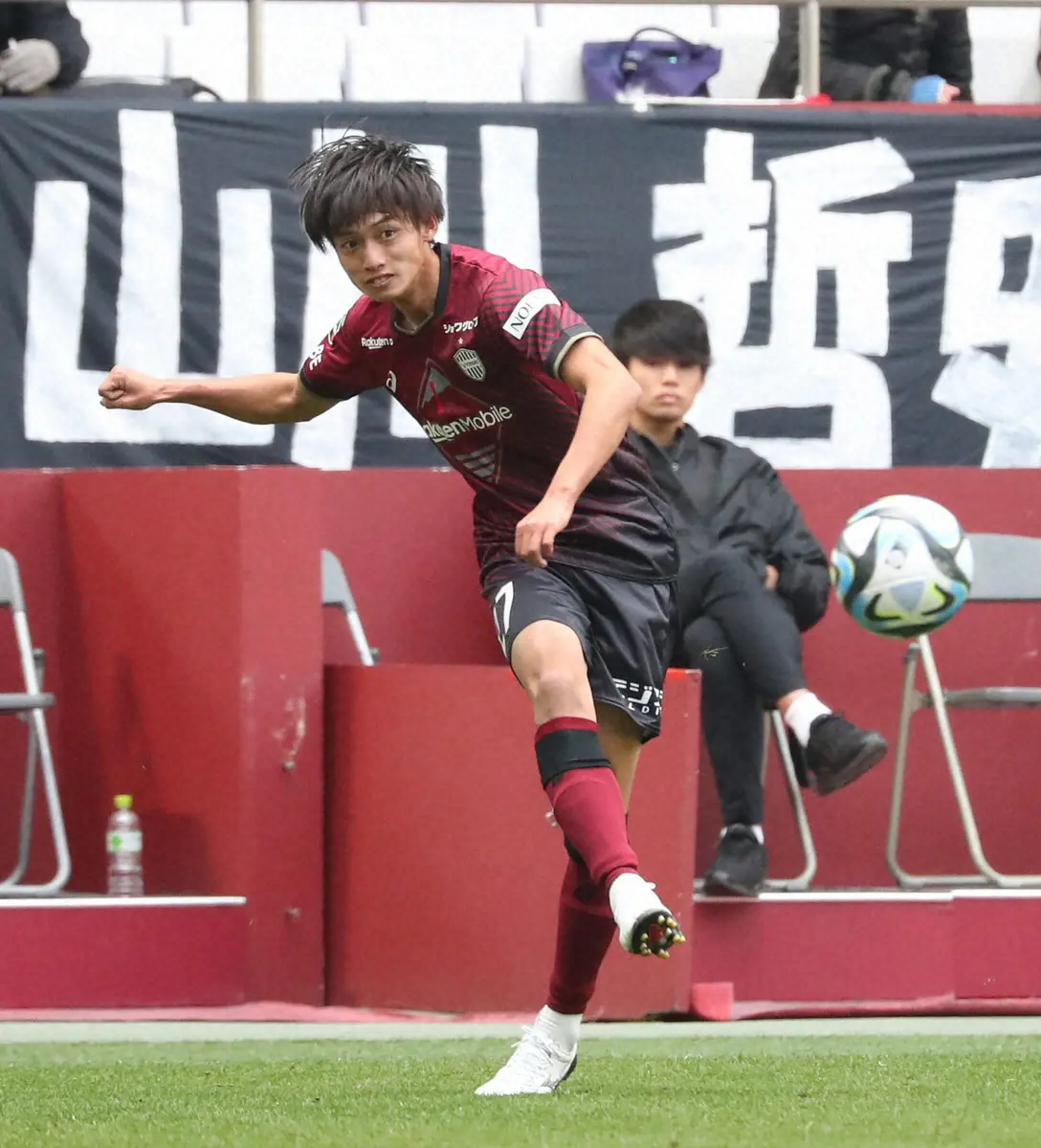 【画像・写真】今季リーグ戦デビューの神戸・泉、尾崎がルヴァン杯開幕へ意気込み