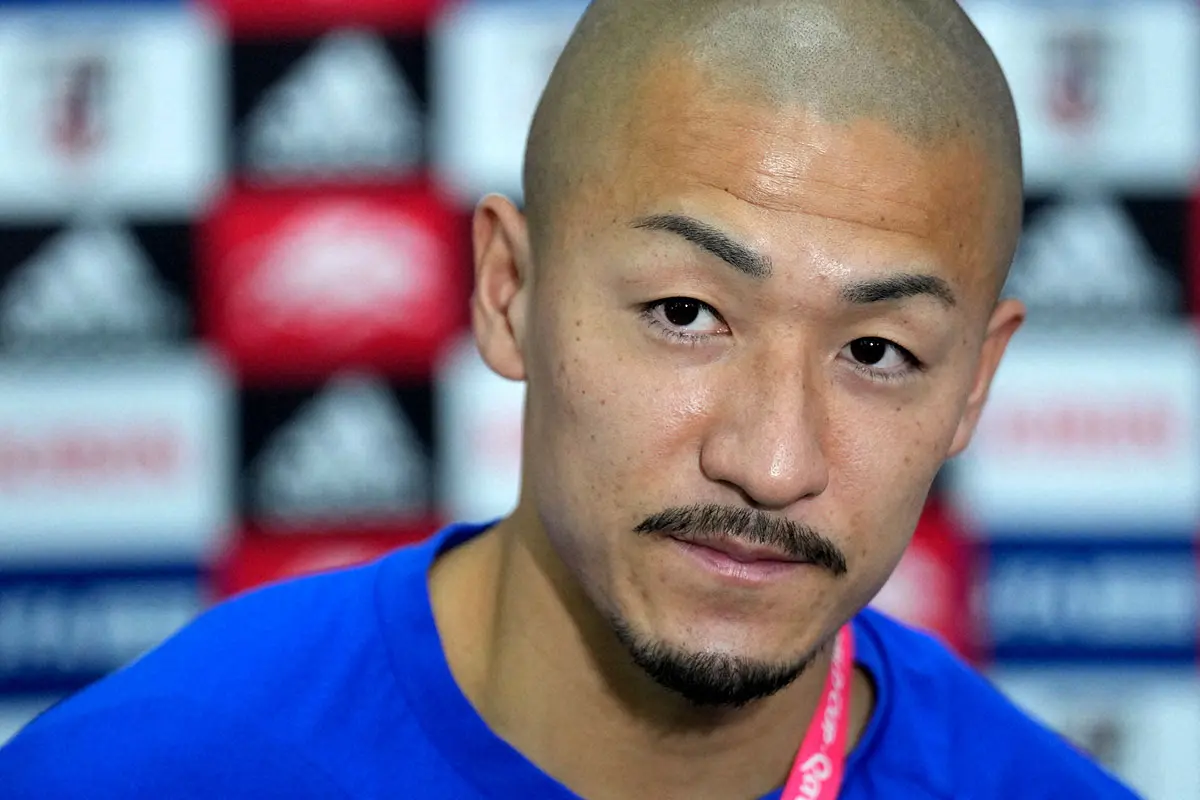 【画像・写真】左膝負傷のセルティック前田が松葉づえ　地元メディア報じる　回復が遅れれば日本代表戦に影響も