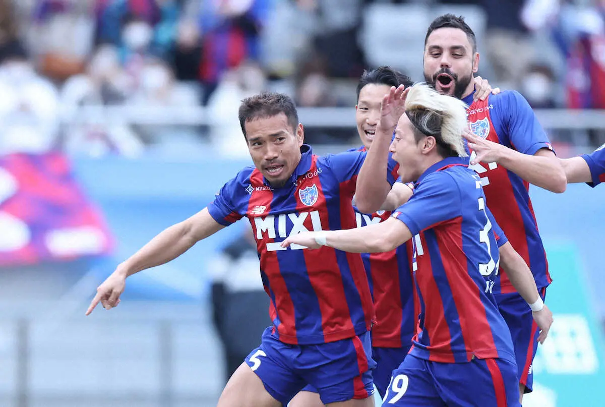 【画像・写真】FC東京・長友　緊急出場で魅せたJ復帰後初アシスト！36歳代表入り意欲