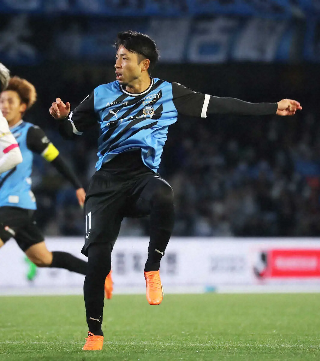 【画像・写真】川崎F　“疑惑のオフサイド判定”でC大阪に0―0ドロー…小林「悔しいですけど切り替えてやりたい」