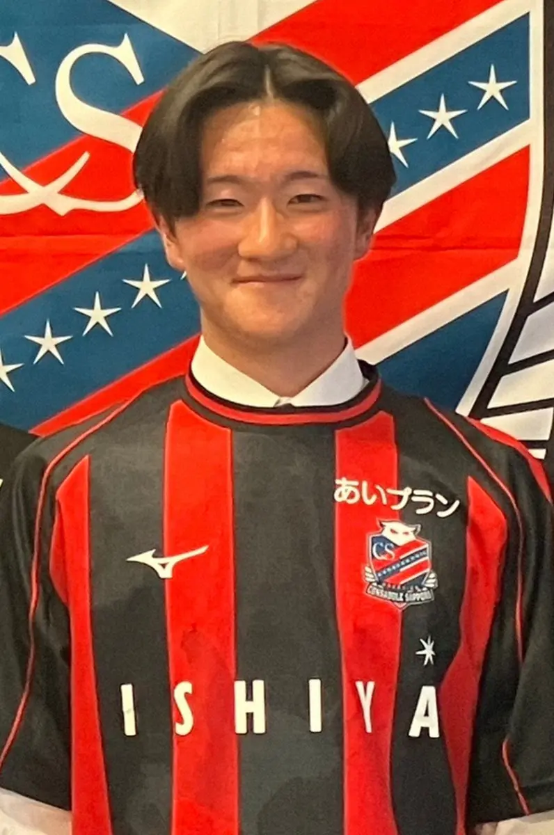 【画像・写真】仮契約を結んだ木戸