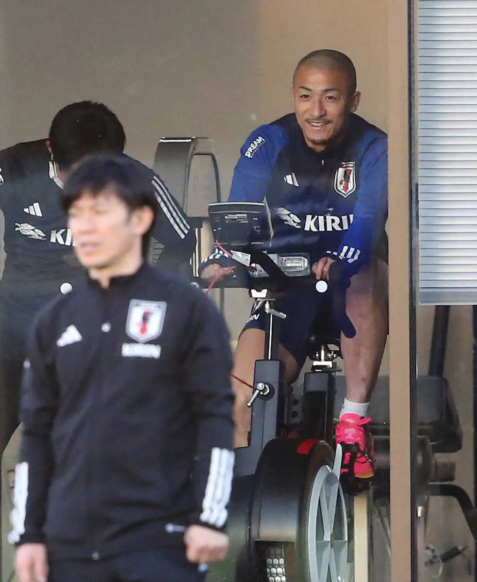 【画像・写真】日本代表MF久保　3日連続陰性確認できず24日ウルグアイ戦欠場濃厚　FW前田も別メニュー調整