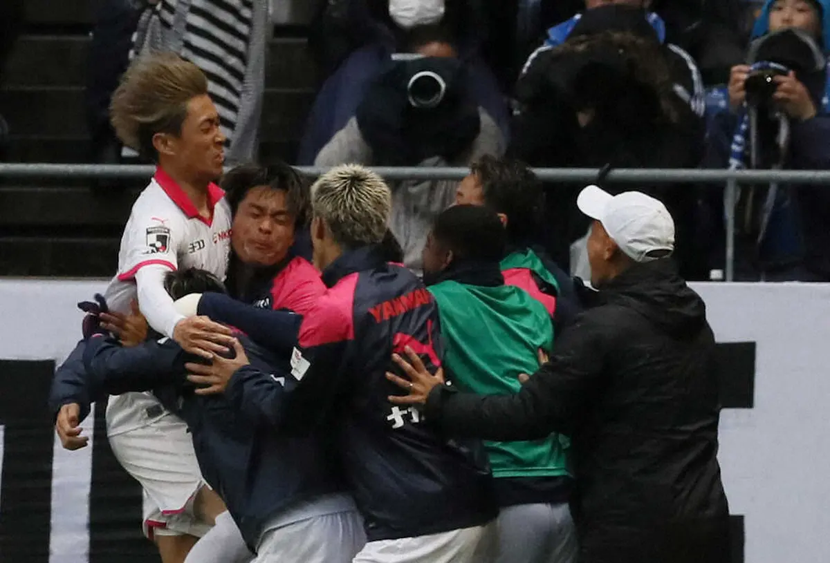 【画像・写真】C大阪・毎熊先制弾も守り切れず　悔やむ香川「相手の勢いが強く、後手に回ってしまった」
