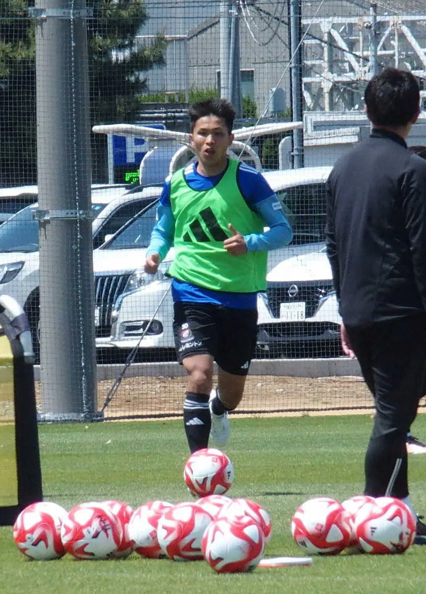 【画像・写真】横浜MF西村　19日のルヴァン杯・磐田戦で先発復帰も　15日の湘南戦で体調不良から試合復帰