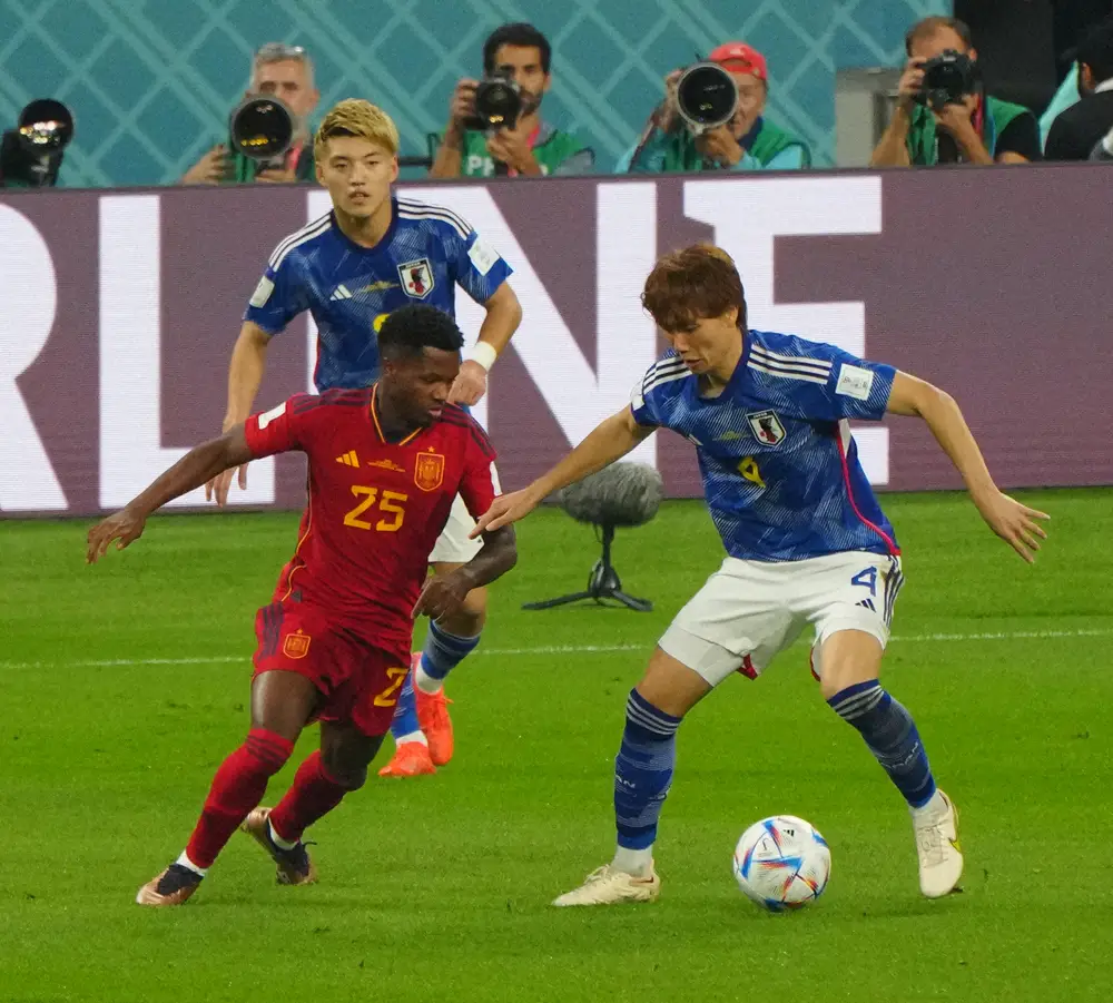 【画像・写真】バルサ　FWファティは今夏“残留”か!?代理人が移籍を拒否「いずれバロンドールを獲るだろう」