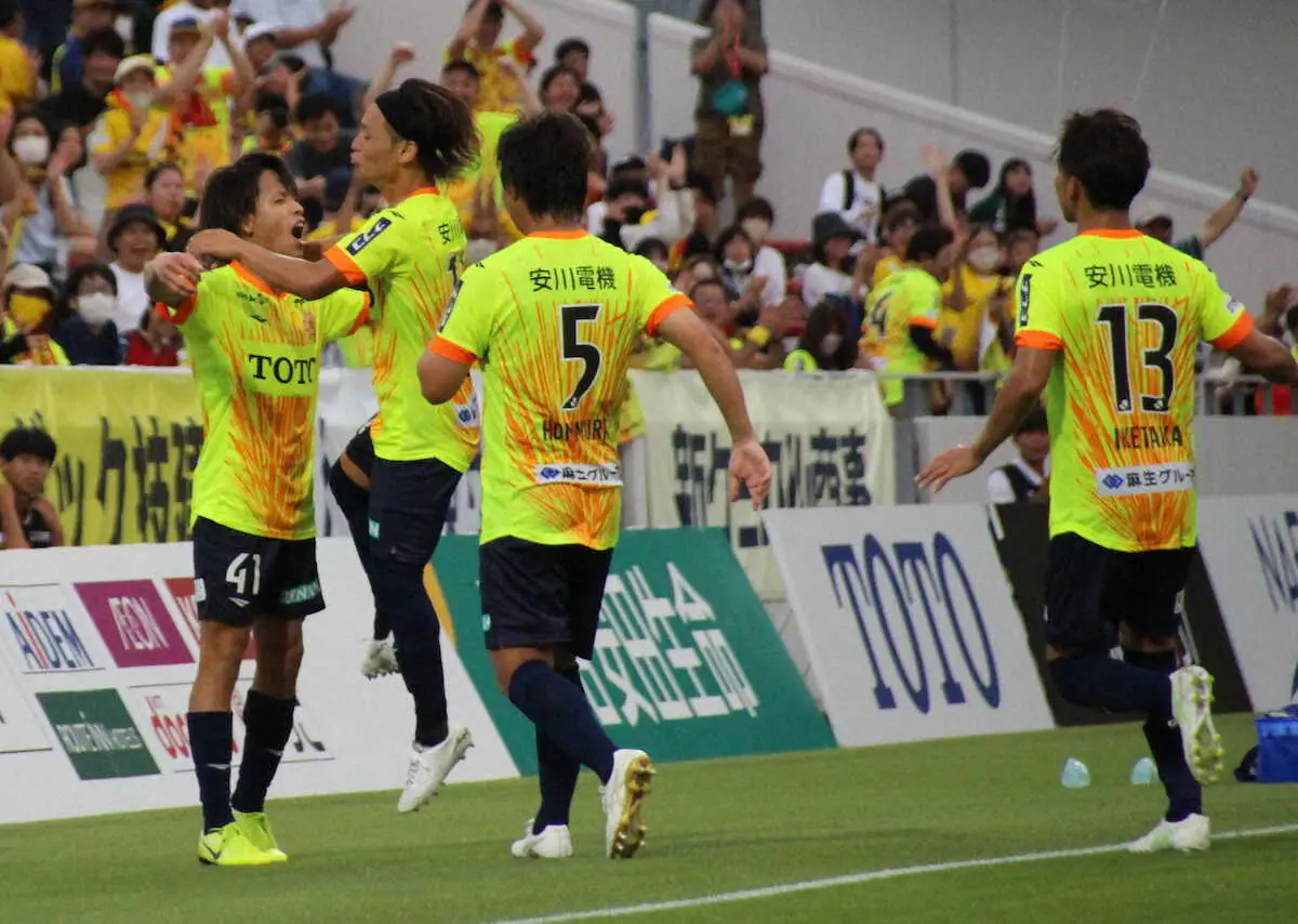 【画像・写真】J3北九州MF野瀬　逆足の左で先制ゴール「思い切って振り切れた」　狙うはJ3得点王